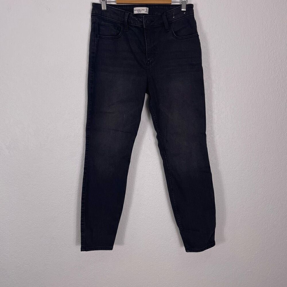 Abercrombie & Fitch Washedโ Black The Skinny High RiseโJeans 28
